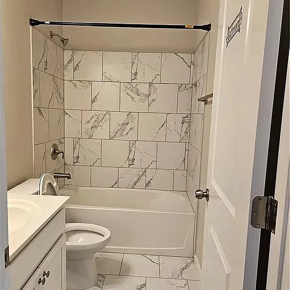 731 Topsail Ln — Photo 8