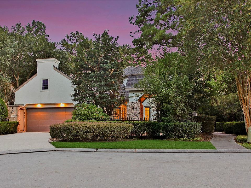 1st image of 1302 Avon Way