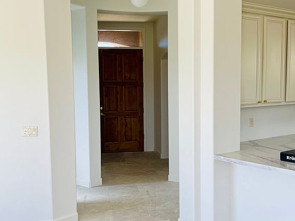 Front Foyer Entrance