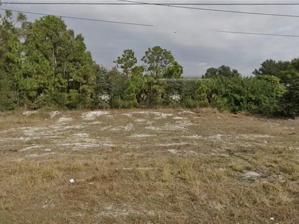 3004 44th St SW, Lehigh Acres, FL 33976