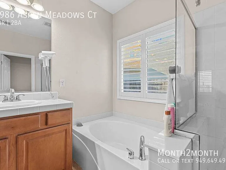 9986 Aspen Meadows Ct — Photo 28