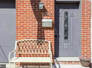946 New Market St, Philadelphia, PA 19123