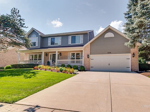 3rd image of 1009 Wedgewood Dr