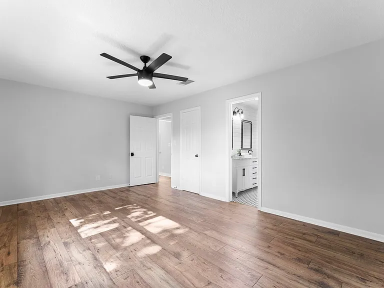 8911 Tranquil Park Dr — Photo 42