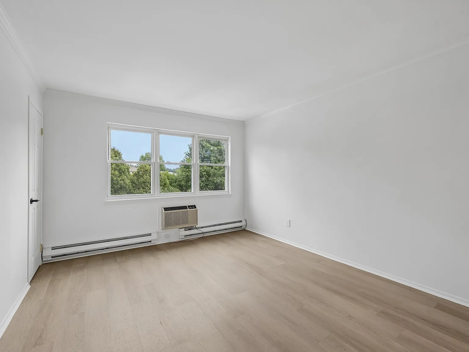 Zen Long Island at Amityville 55+ Community — Photo 4