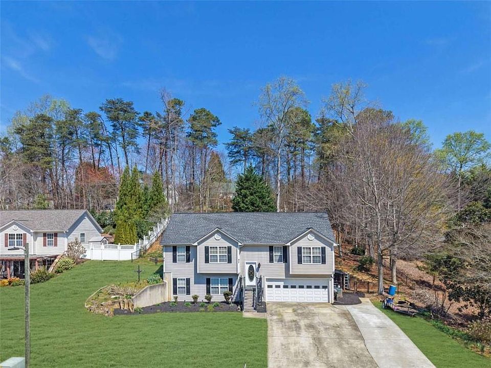 1st image of 2932 Lake Hollow Rd