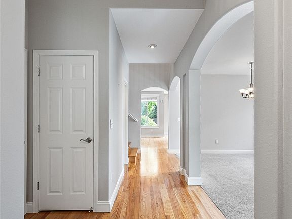 5th image of 16221 131st Avenue Ct E