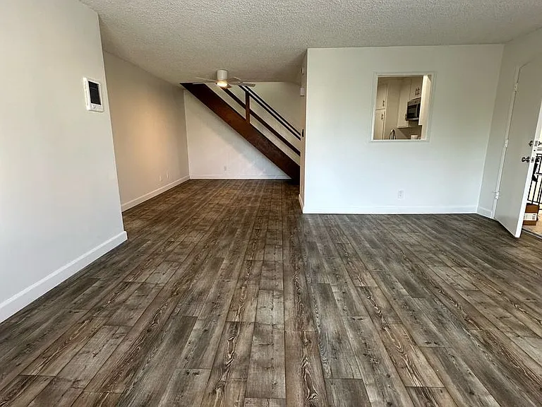 4221 4th Ave — Photo 6
