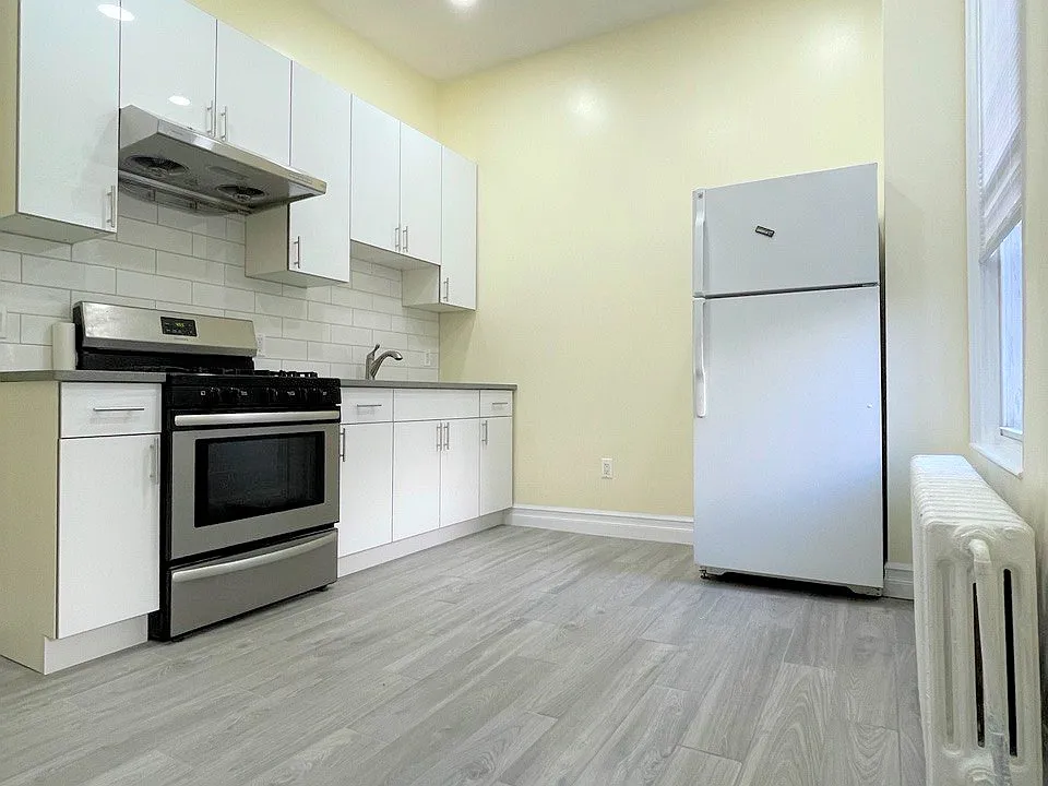 16 Tonnele Ave #1