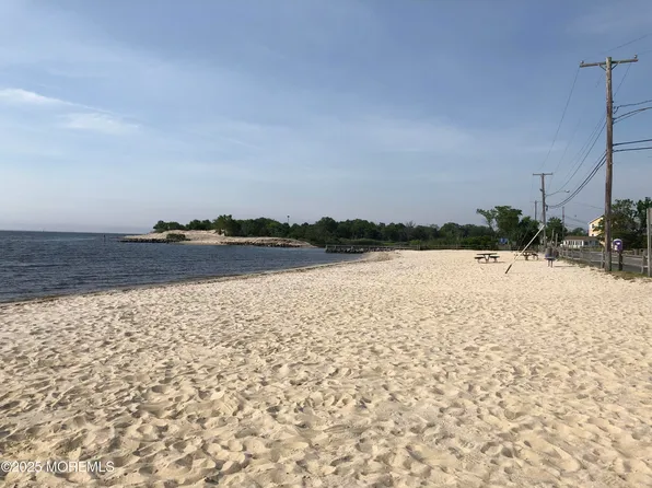 124 Amherst Drive, Bayville, NJ 08721