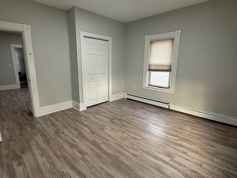 145 Maple St — Photo 18