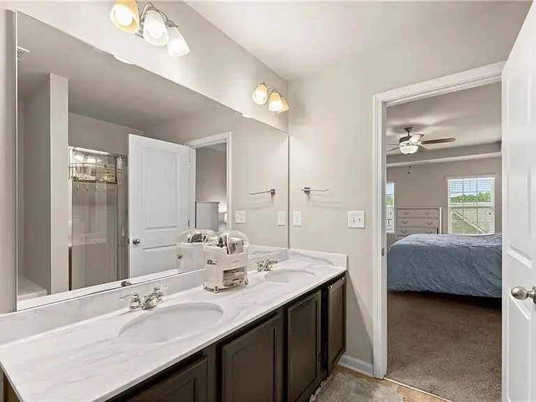 4202 Chatham Ridge Dr — Photo 23