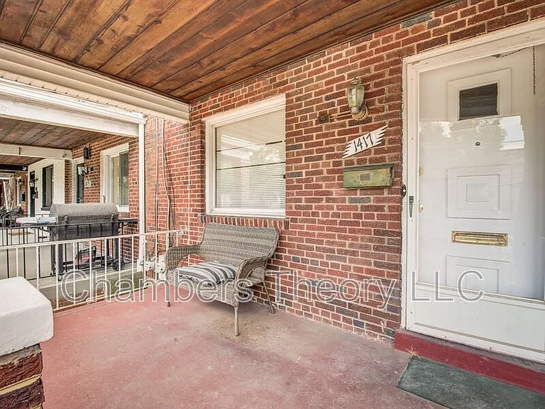 1417 Downing St NE — Photo 7