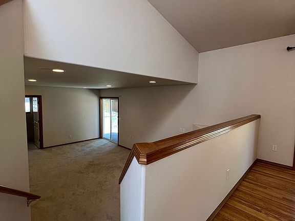 5th image of 5817 176th St SW