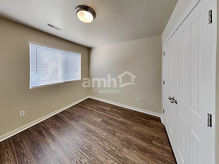 456 W Bountiful Way — Photo 17