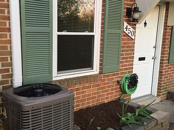 2nd image of 450 Marlington St