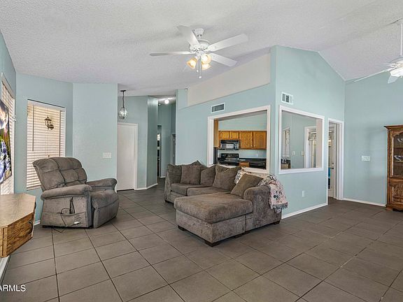 5th image of 7384 W GREER Avenue
