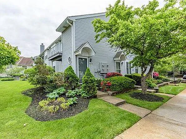 331B Delancey Pl #B, Mount Laurel, NJ 08054