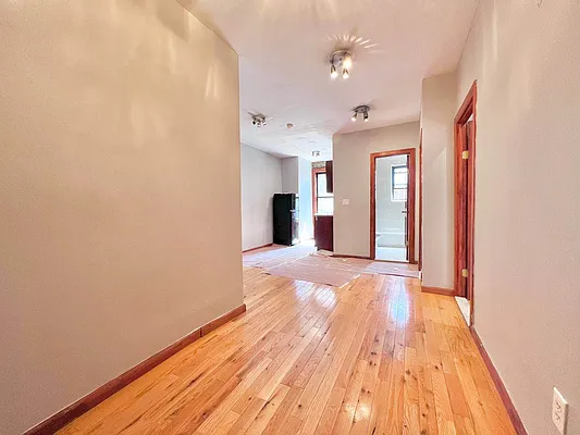 Rented by Doorway NYC, LLC | media 12