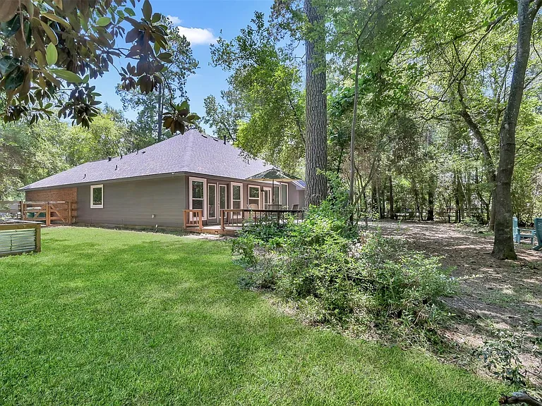84 Oak Grove Ln — Photo 34