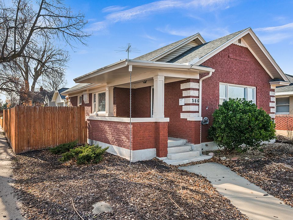 586 E Browning Ave - on the corner of 600 East and Browning Ave. Fully xeriscaped front yard