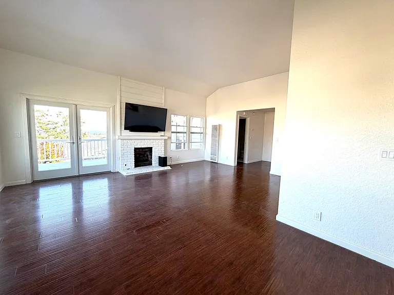 33891 El Encanto Ave #A — Photo 10