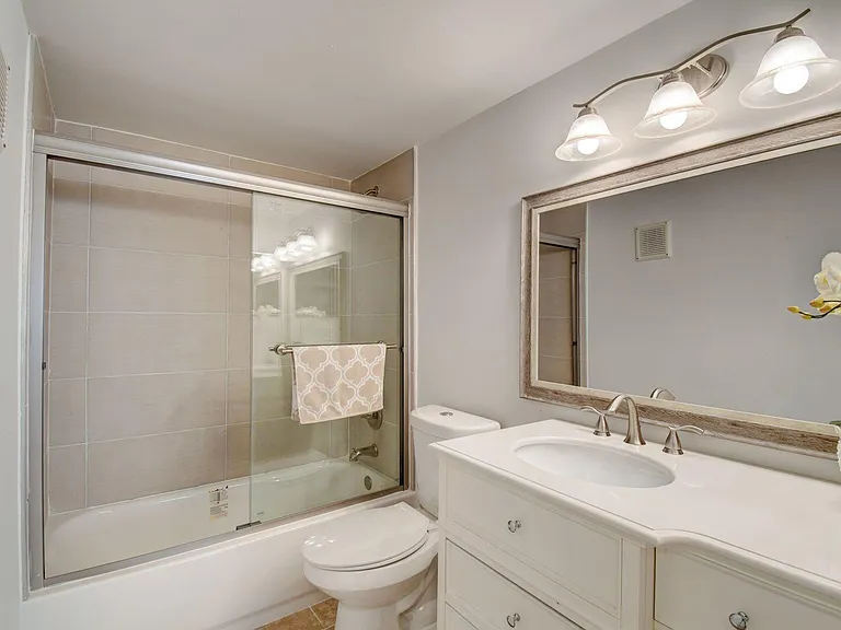 15364 Lakes Of Delray Blvd #45 — Photo 11