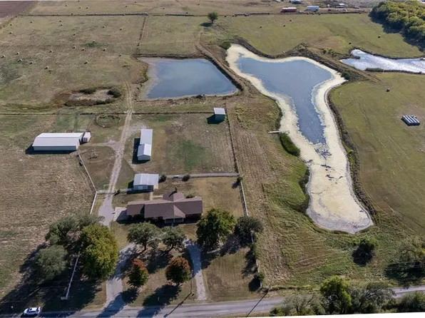 2876 E Redbud Rd, Purcell, OK 73080