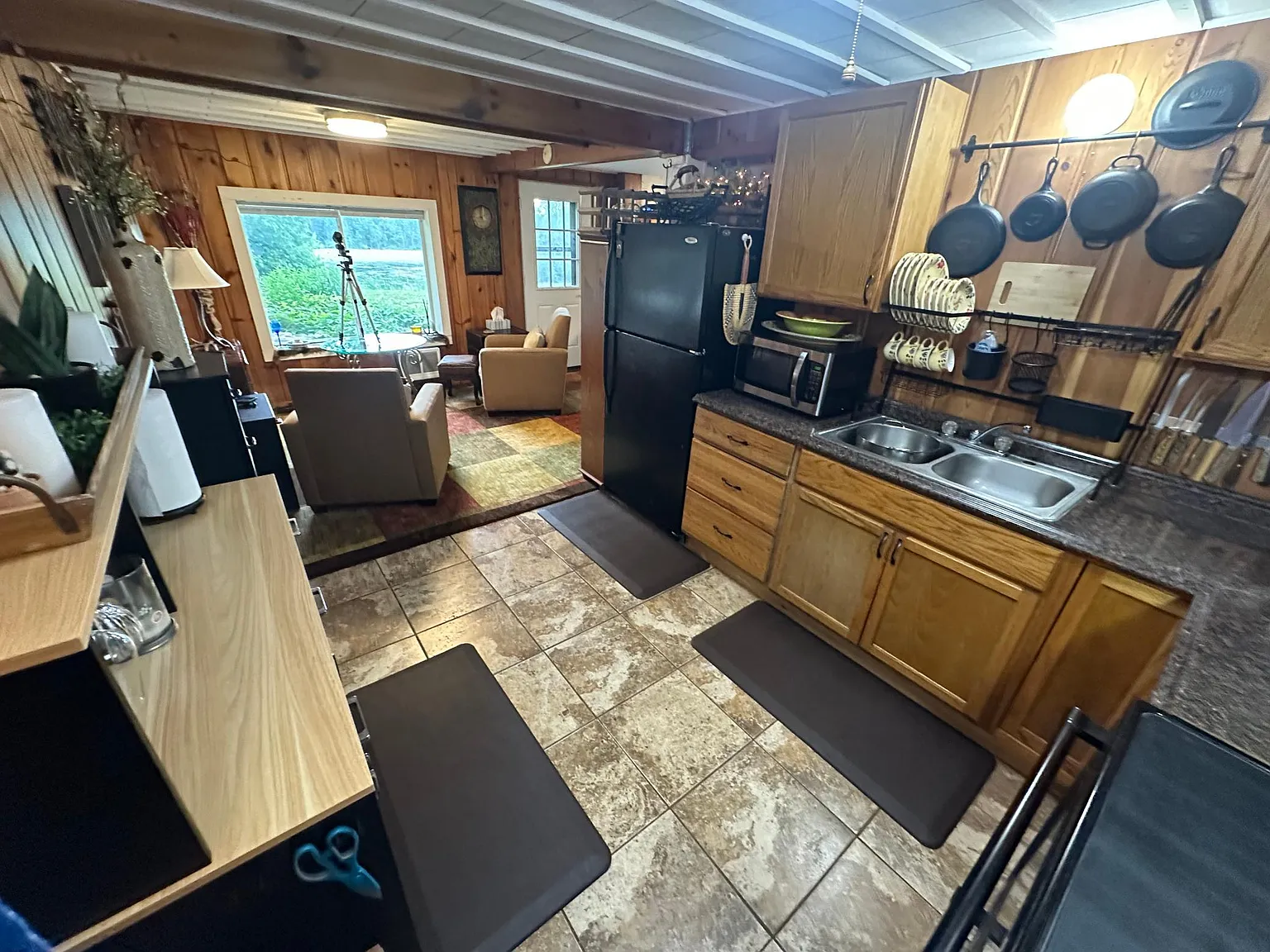 1 bed, 1.0 bath, 1164 sqft, $988 — Photo 4