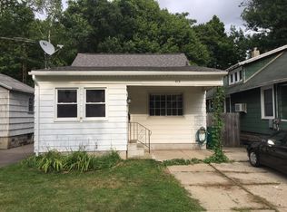 413 Regent St, Lansing, MI 48912
