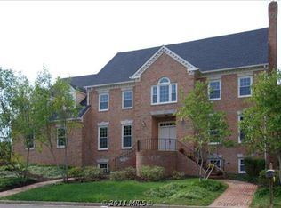 9370 Mount Vernon Cir, Alexandria, VA 22309