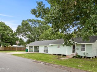 413 W 11th St, Kaplan, LA 70548