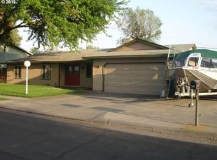 215 W McKenzie Ave, Hermiston, OR 97838
