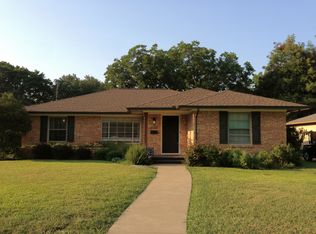 6737 Ravendale Ln, Dallas, TX 75214