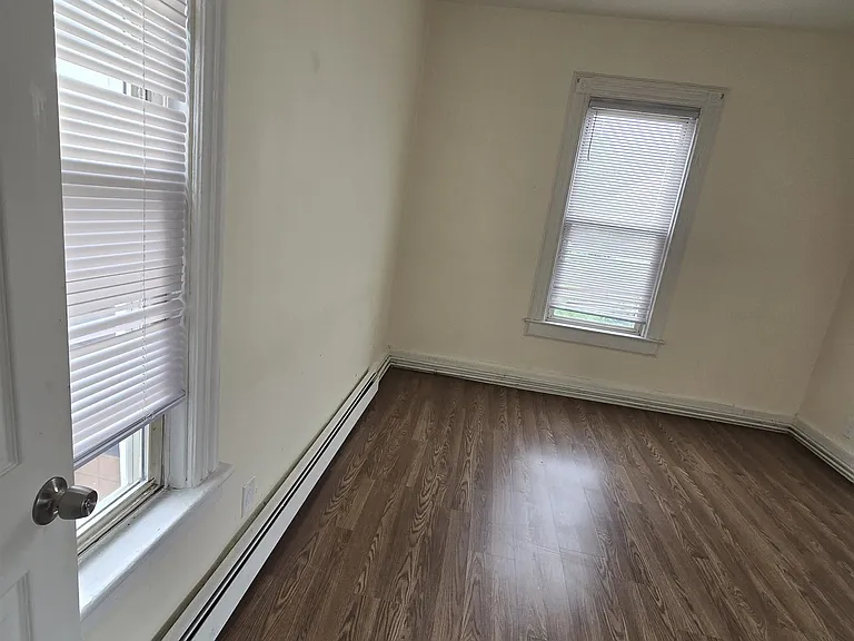 13 Columbia Ave #5 — Photo 6