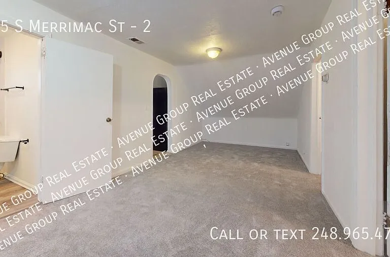 105 S Merrimac St #2 — Photo 7