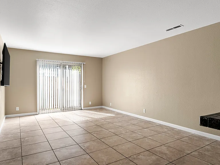 Cedar Park Apartments — Photo 17