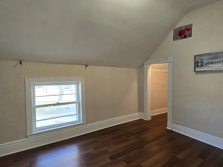 75 Rogers Ave — Photo 22