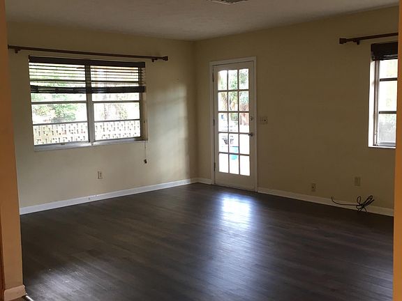 2nd image of 4048 Fairbanks Dr