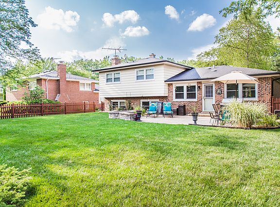 5th image of 3251 Beller Dr