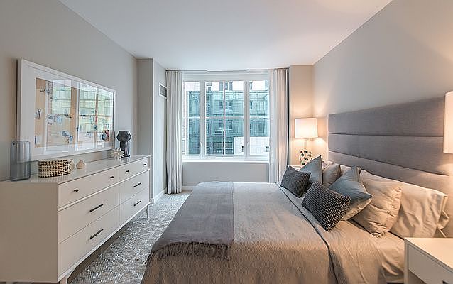1st image of 535 W 43rd St #N8o