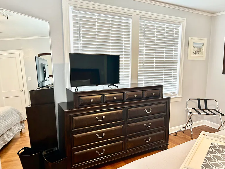 5057 Blackburn St — Photo 39