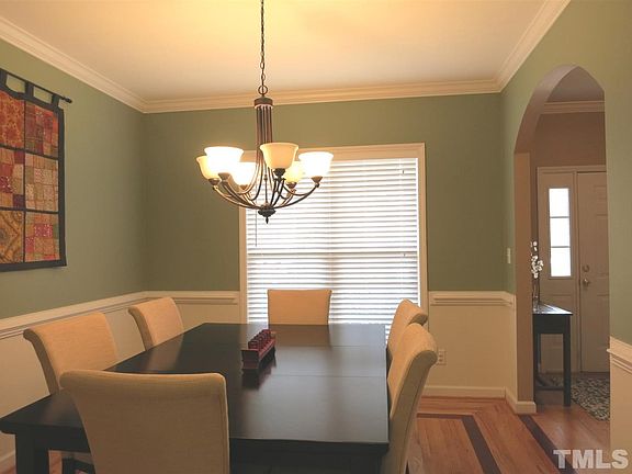 Dining Rm