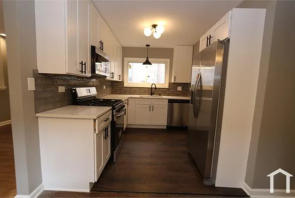 1413 W 112th Pl — Photo 6