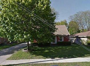 2632 E Ave Nw, Cedar Rapids, IA 52405