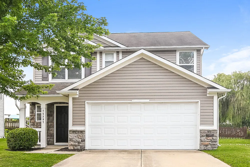 3 bed, 2.5 bath, 1824 sqft, $3,100 — Photo 1