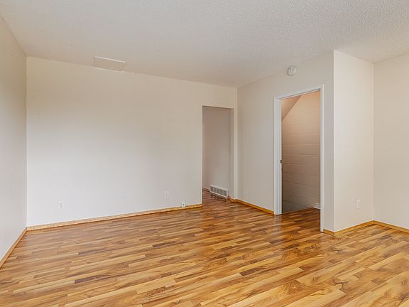 3rd image of 225 Upland Dr SE #6c5da434d
