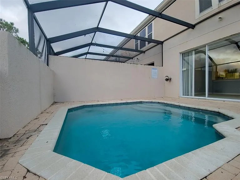 2332 Silver Palm Dr — Photo 23