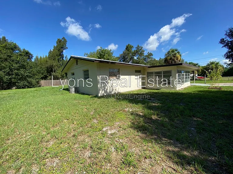 7906 Suncoast Dr — Photo 26