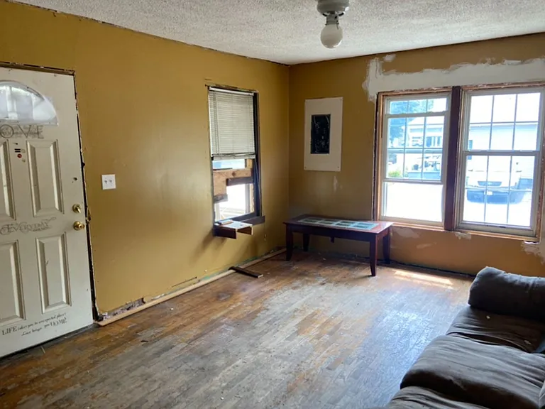 601 N Madison St — Photo 13